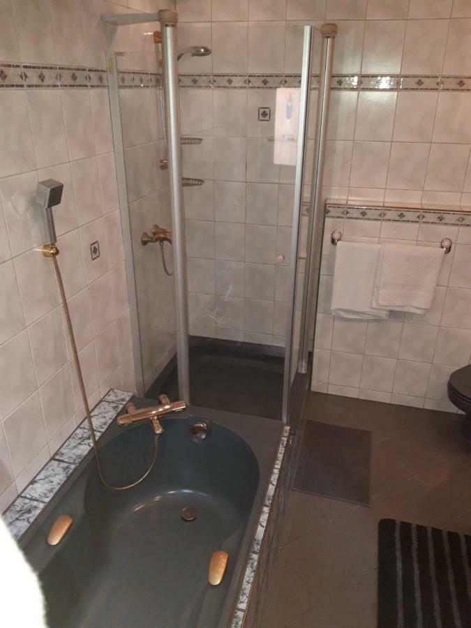 Rhein-Mosel-Lahn Ferienhaus Ferienwohnung Кобленц Екстер'єр фото